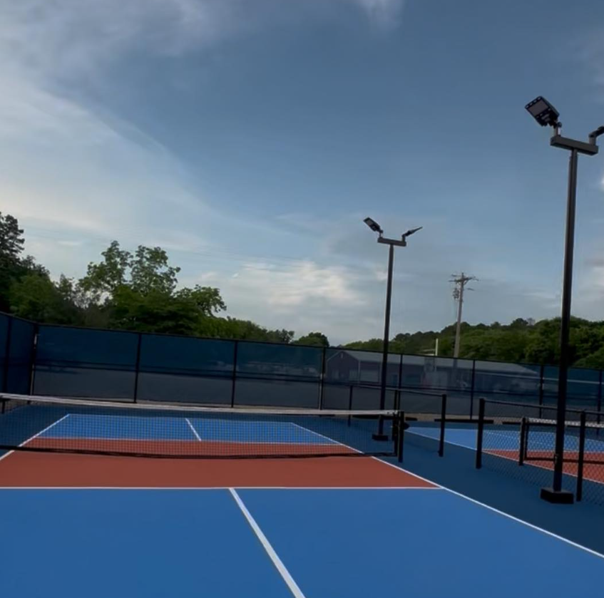 Things To Do Pickle, Putt, Pour 